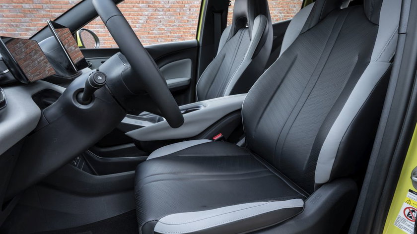 2025_BYD_DOLPHIN_SURF_DETAIL_032 (1)