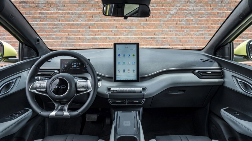 2025_BYD_DOLPHIN_SURF_DETAIL_042