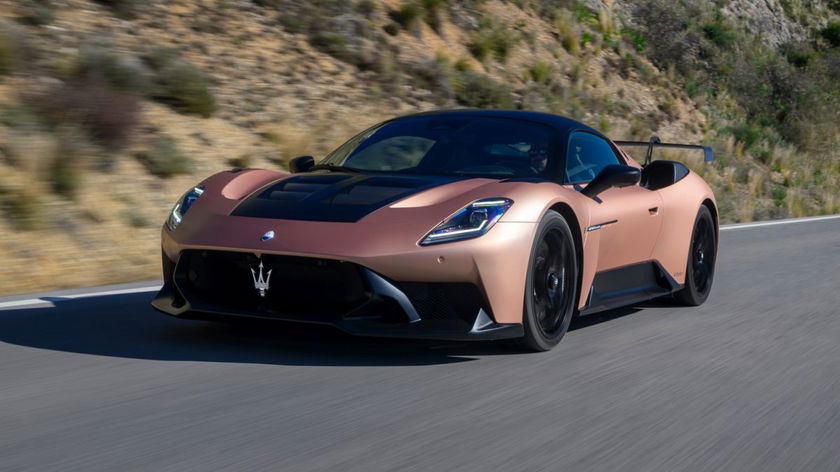 Small-25813-maserati-gt2-stradale-powder-nude-texturized-5