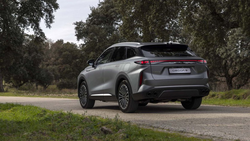 Omoda-9-PHEV_01