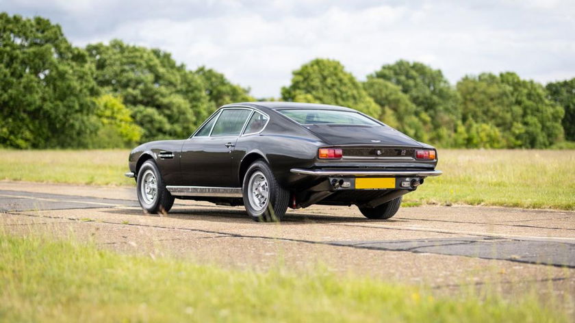 1971-aston-martin-dbs-v8_1347330_thumb