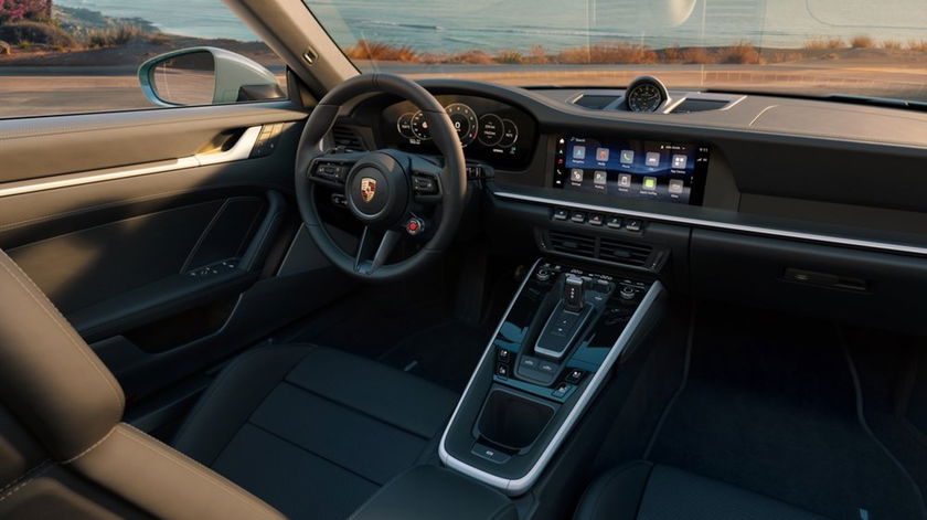 Porsche-911-4S-interieur-gocar