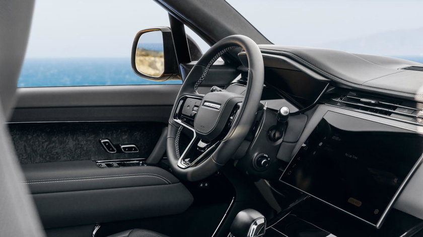 RRS_SV_Nocturne_Interior_RT01