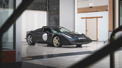 Deze lelijke en onbruikbare Ferrari is toch enorm veel waard