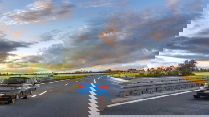 Staat politie machteloos tegen middenvakrijders op snelweg?
