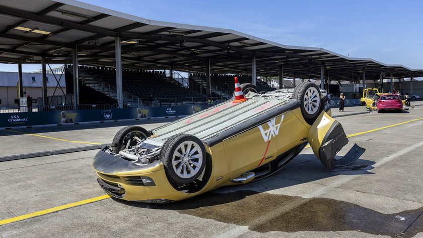 crash-test-Tesla-gocar