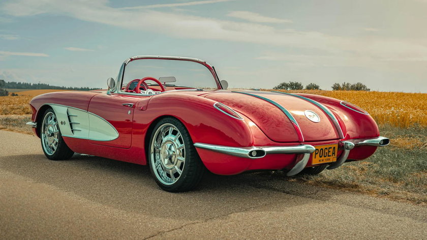 C1 1958 POGEA CLASSICS-Rear Left Corner