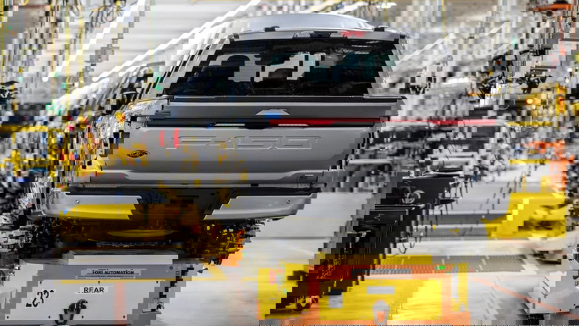 ford-lightning-credit-ford - copie