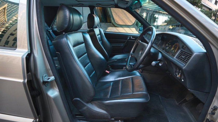 mercedes-190e-23-16-1985-gris-senna-sieges-av-mk-bd