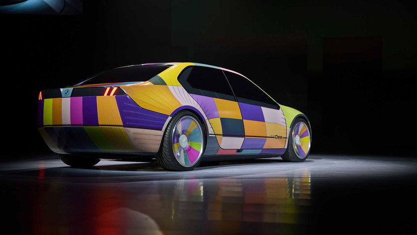 P90491428_highRes_bmw-i-vision-dee-ces