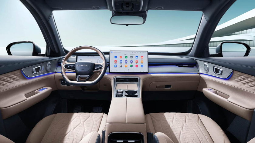 2025-Chery-Tiggo-8-Plus-China-4