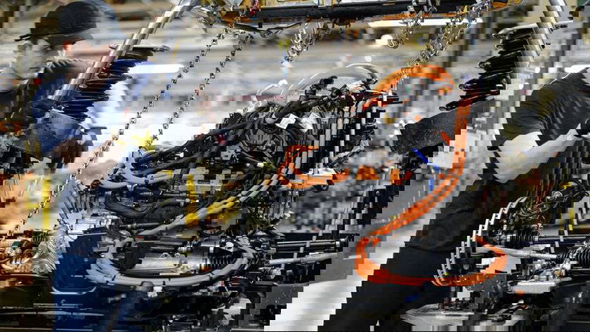 stellantis moteur usine