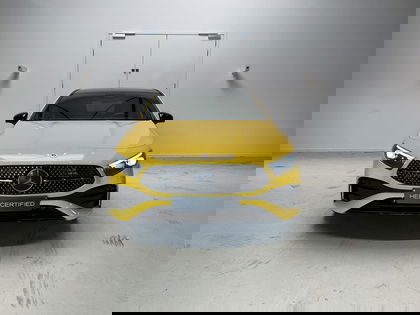 Mercedes A-Class 250 e Hatchback AMG Line | Panoramisch Dak | Head-Up Display | Burmester | Multibeam | Memory Zetels | Nightpack | Smartphone Integratie | Verwarmde Zetels | Widescreen |