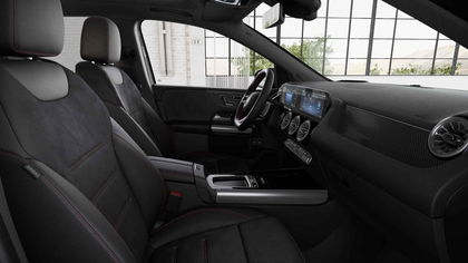 Mercedes B-Class 250 e AMG Line | Panoramisch Dak | Head-Up Display | 360° Parkeerpakket | Memory Zetels | Smartphone Integratie | Verwarmde Zetels | Widescreen |