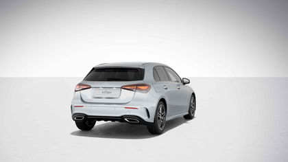 Mercedes A-Class 250 e Hatchback AMG Line | Panoramisch Dak | Head-Up Display | Burmester | Memory Zetels | Multibeam | Smartphone Integratie | Widescreen | Nightpack |