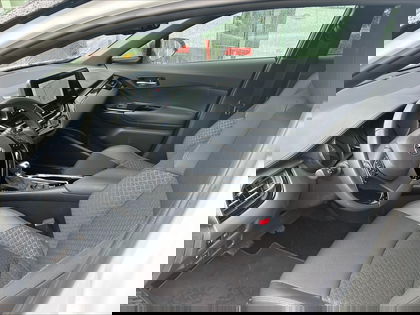 Toyota C-HR 1.8 Hybrid Dynamic Plus Mono-Tone E-CVT