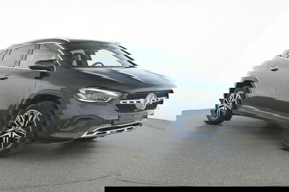 Mercedes GLA 250 e Business Line | Panoramisch Dak | Dodehoekassistent | Memory Zetels | Multibeam | Verwarmde Zetels | Smartphone Integratie | Widescreen |