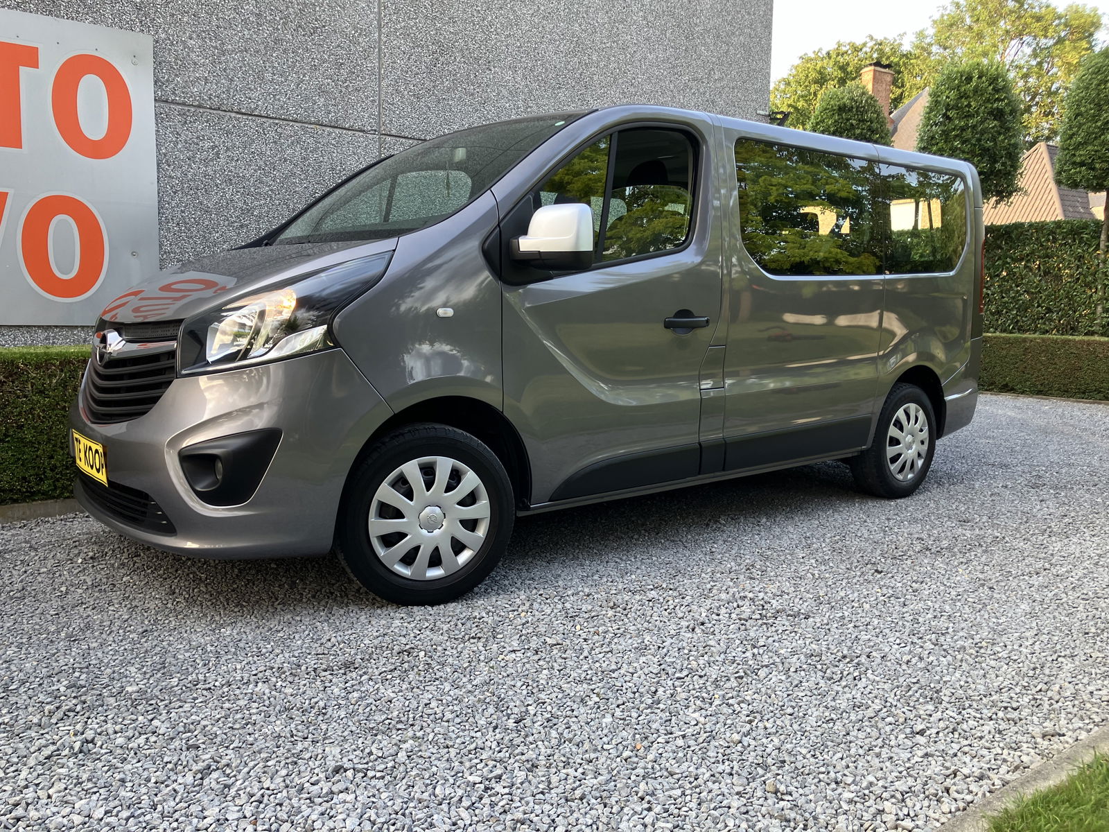 Opel_VIVARO TOUR_5