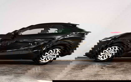 Toyota C-HR C-HR Hybrid HEV 1.8 Dynamic Mono-Tone E-CVT