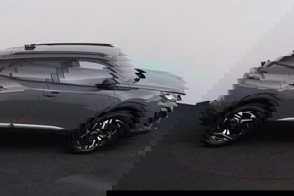 Peugeot 2008 ALLURE 1.2 PURETECH HYBRID e-DCS6  ALLURE  1.2 PURETECH  HYBRID  e-DCS6 + A/T + GPS + CARPLAY + CAMERA + PDC + HALF/LEDER + CRUISE + ALU 17