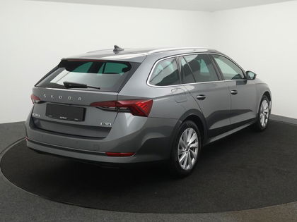 Skoda Octavia Combi Octavia Combi Clever 1.0TSI 110PK *AUTOMAAT*NAVI*APP CONNECT*ZETELVERWARMING*CRUISE*DIGITAL DASHBOARD*..