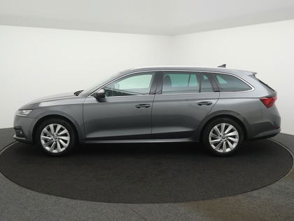 Skoda Octavia Combi Octavia Combi Clever 1.0TSI 110PK *AUTOMAAT*NAVI*APP CONNECT*ZETELVERWARMING*CRUISE*DIGITAL DASHBOARD*..