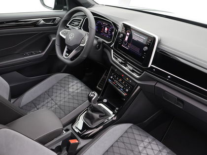 Volkswagen T-Roc T-Roc R-Line Business 1.0TSI 116PK *PANO DAK*ELEKTRISCHE KOFFER*DIGITAL DASHBOARD*NAVI*APP CONNECT* / DEMO