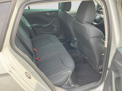 Skoda Scala 1.0 TSI 110pk DSG camera / dig. dash. / 16" alu