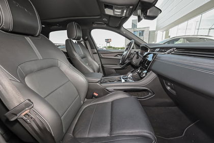 Jaguar F-Pace P400e R-Dynamic S AWD Auto. 22