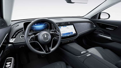 Mercedes E-Klasse 300 E Break Luxury Line | Distronic | Memory Zetels | Dodehoekassistent | Smartphone Integratie | Widescreen |