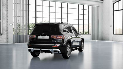 Mercedes GLB 250 4MATIC AMG Line | 7 Zitter | Trekhaak | Smartphone Integratie | Multibeam | Dodehoekassistent | Widescreen |