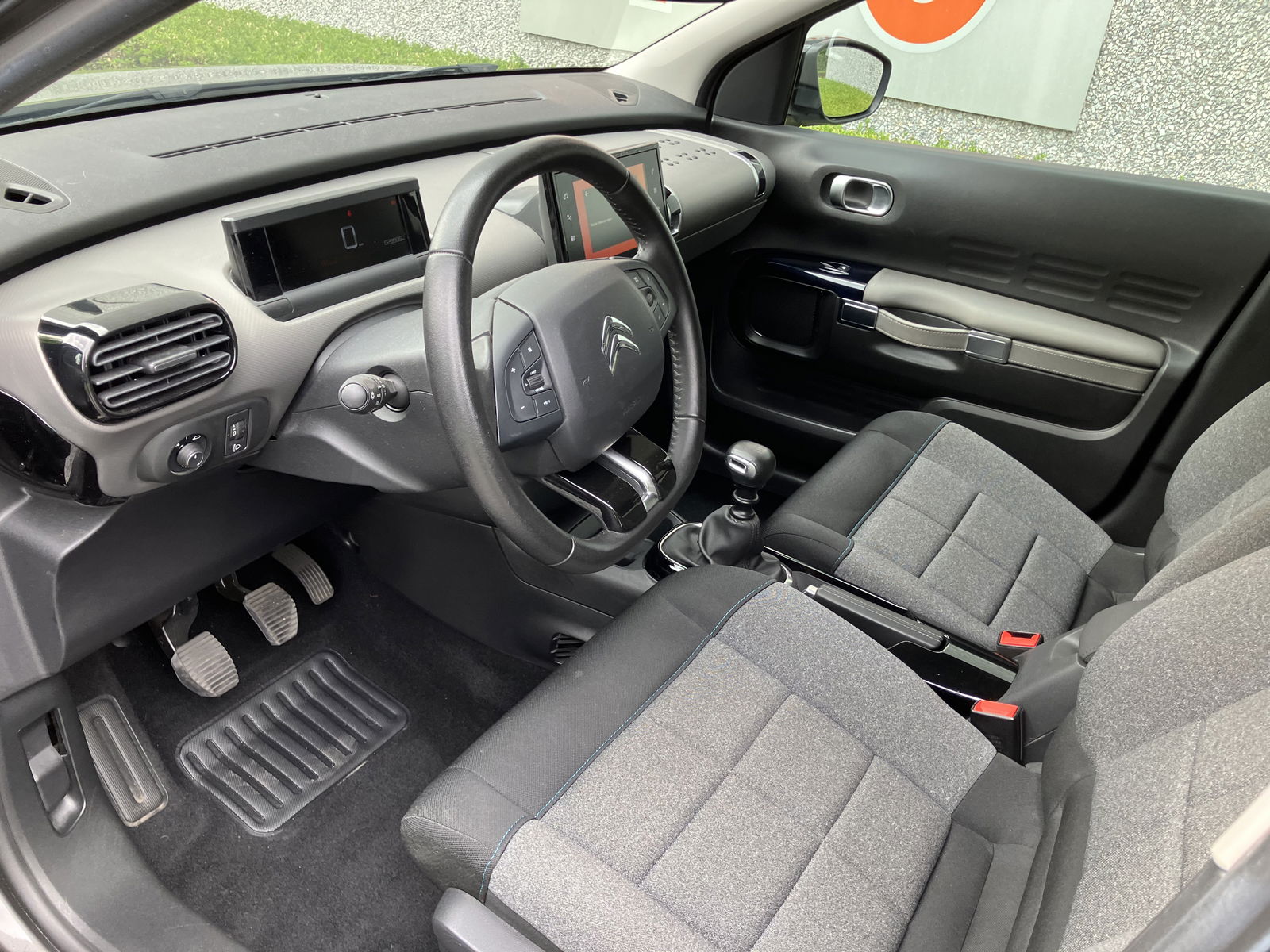 Citroen_C4 Cactus_8