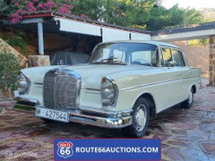 Mercedes 220