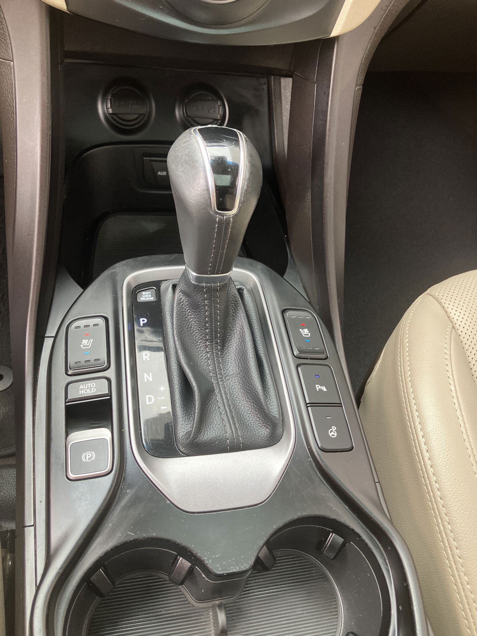 Hyundai_Santa Fe_14