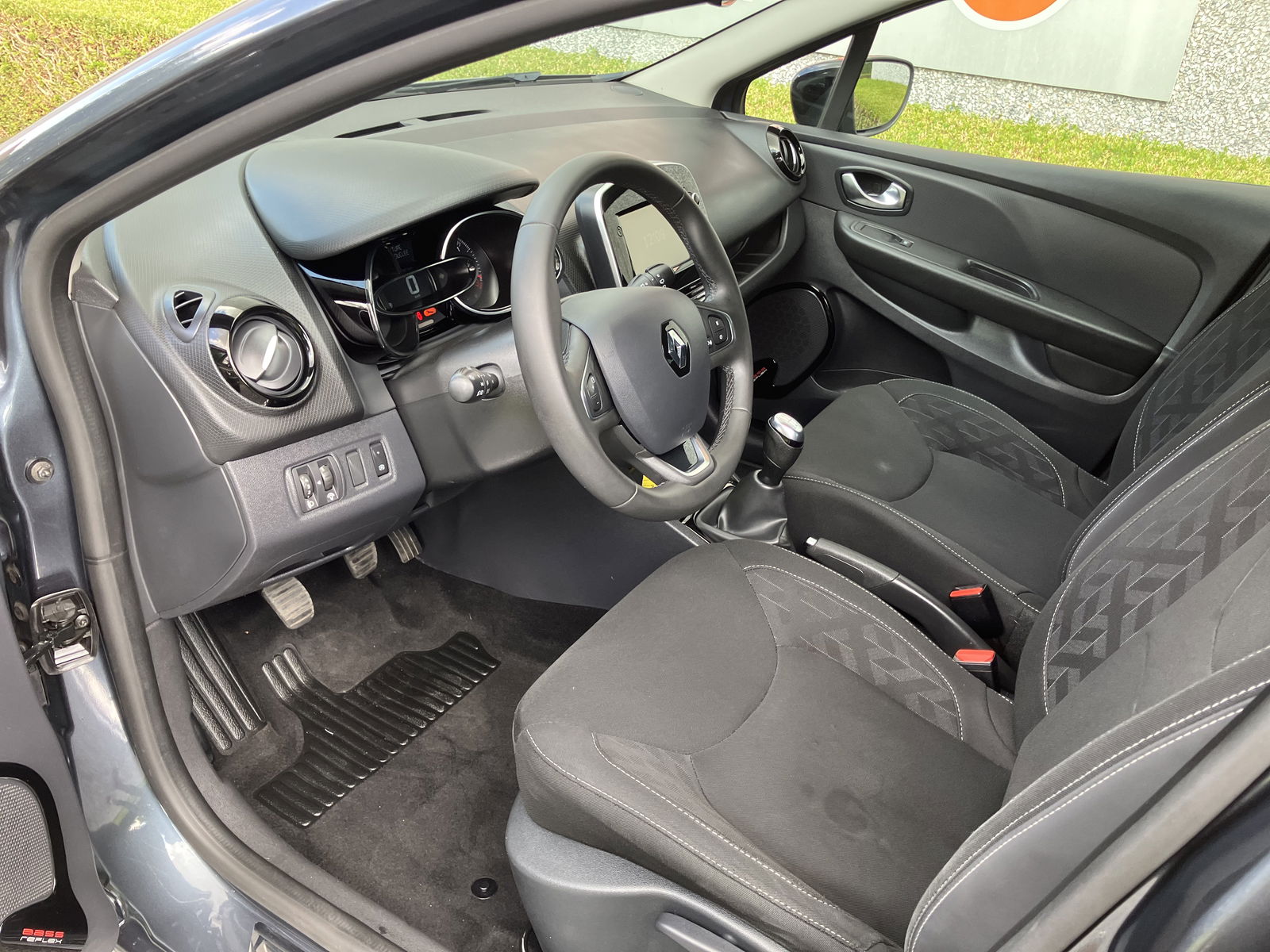 Renault_Clio_5