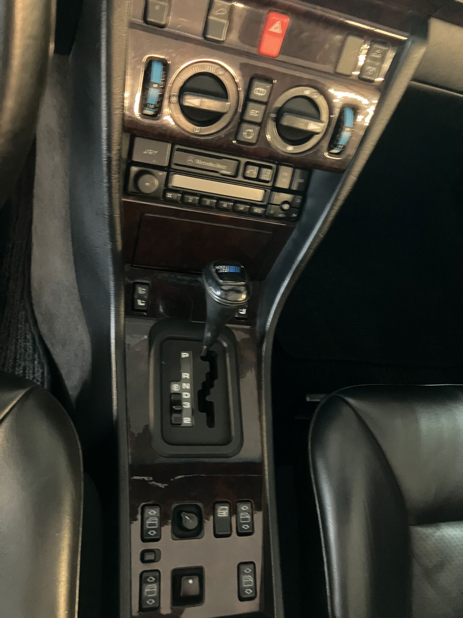 Mercedes_220_7