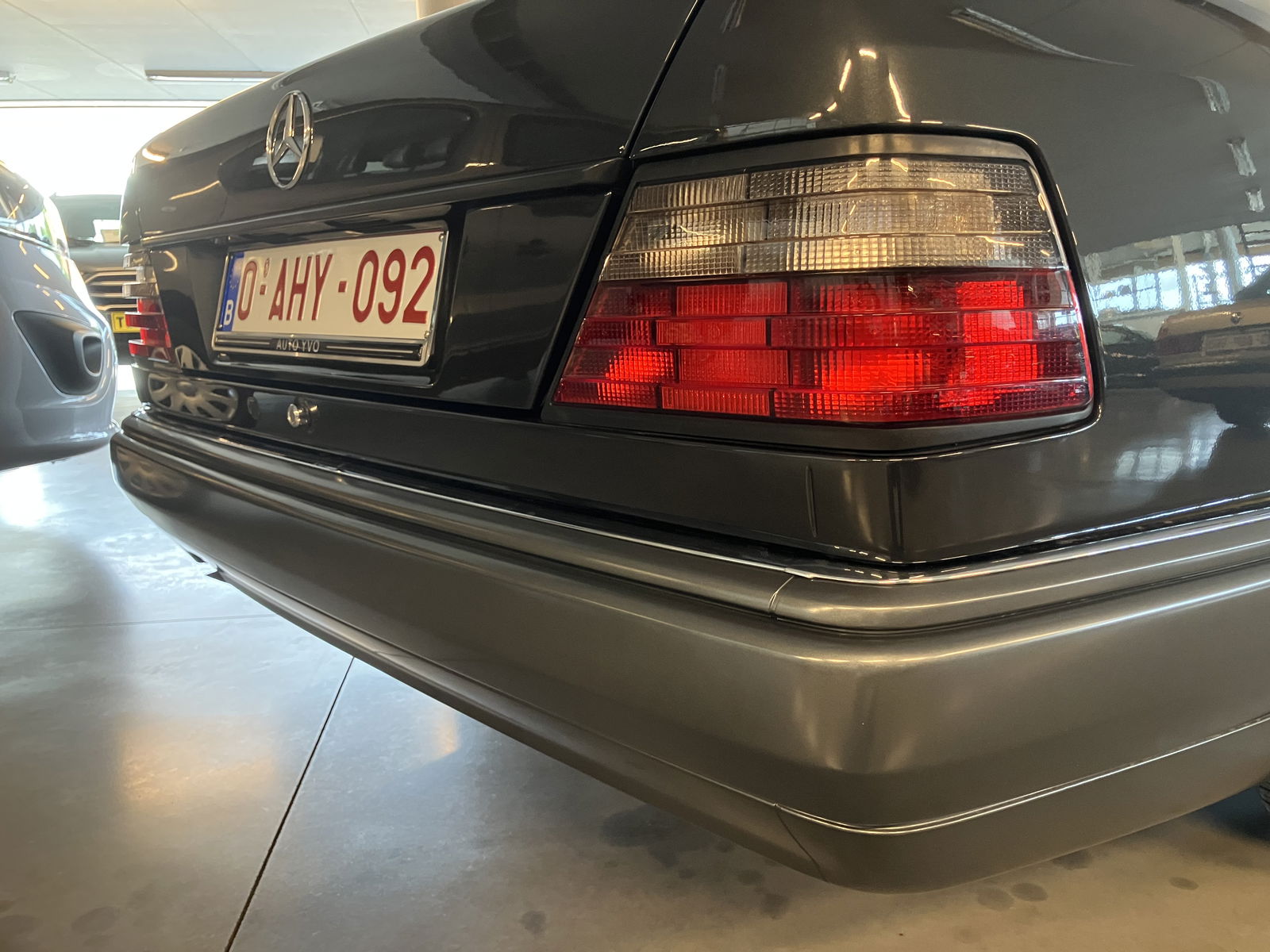Mercedes_220_15