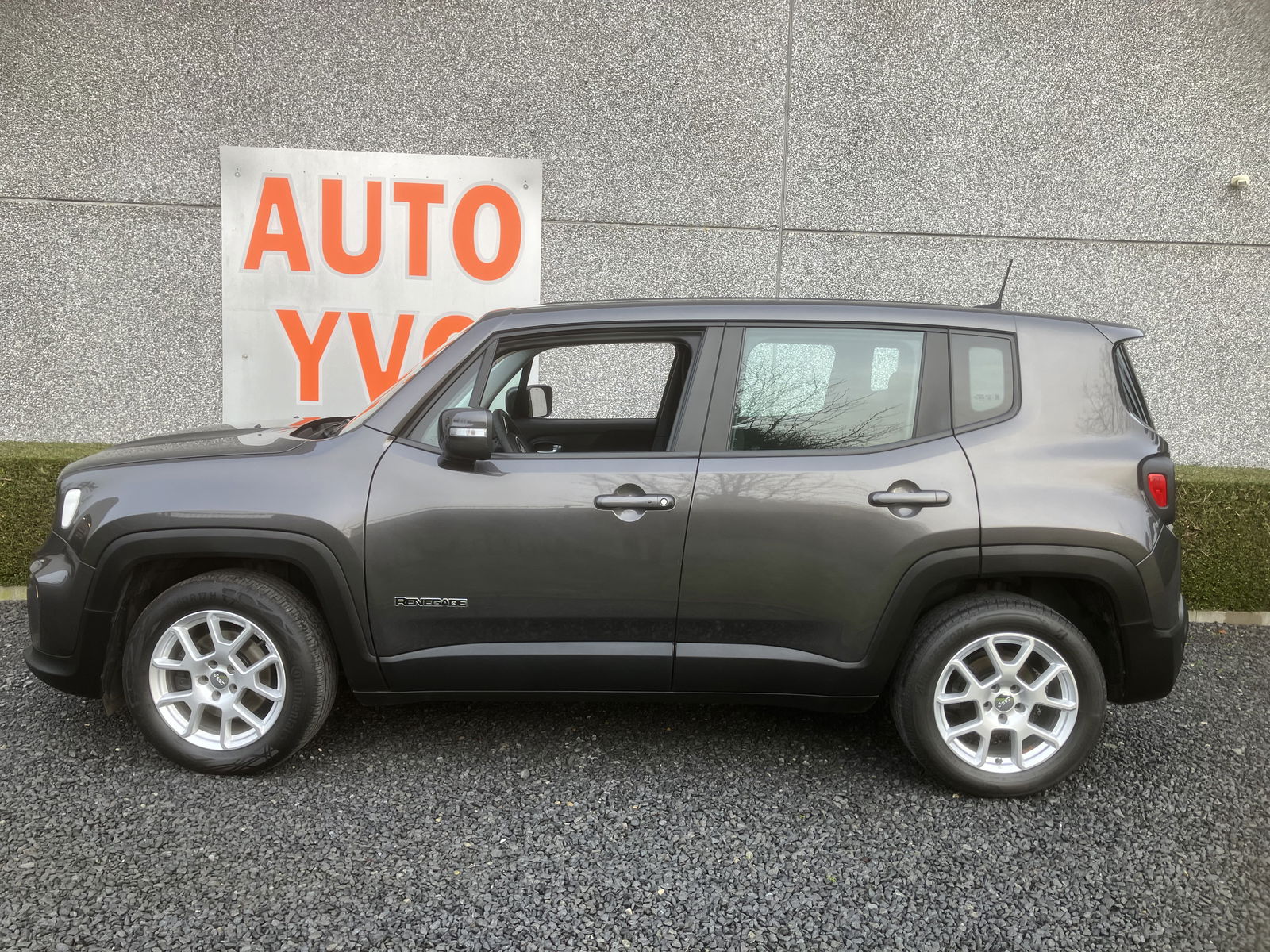 Jeep_RENEGADE_1